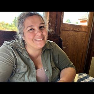 Meet your Posher, Josephina